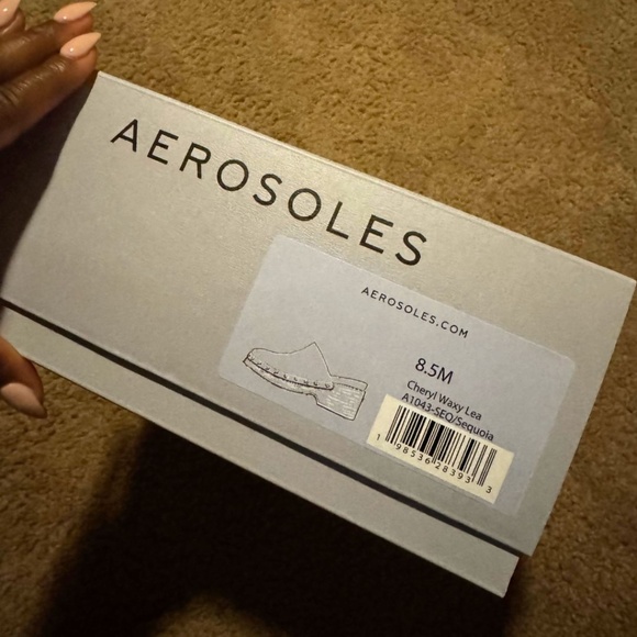 Aerosoles Cheryl In Brown Leather | size 8.5 - Picture 5 of 7